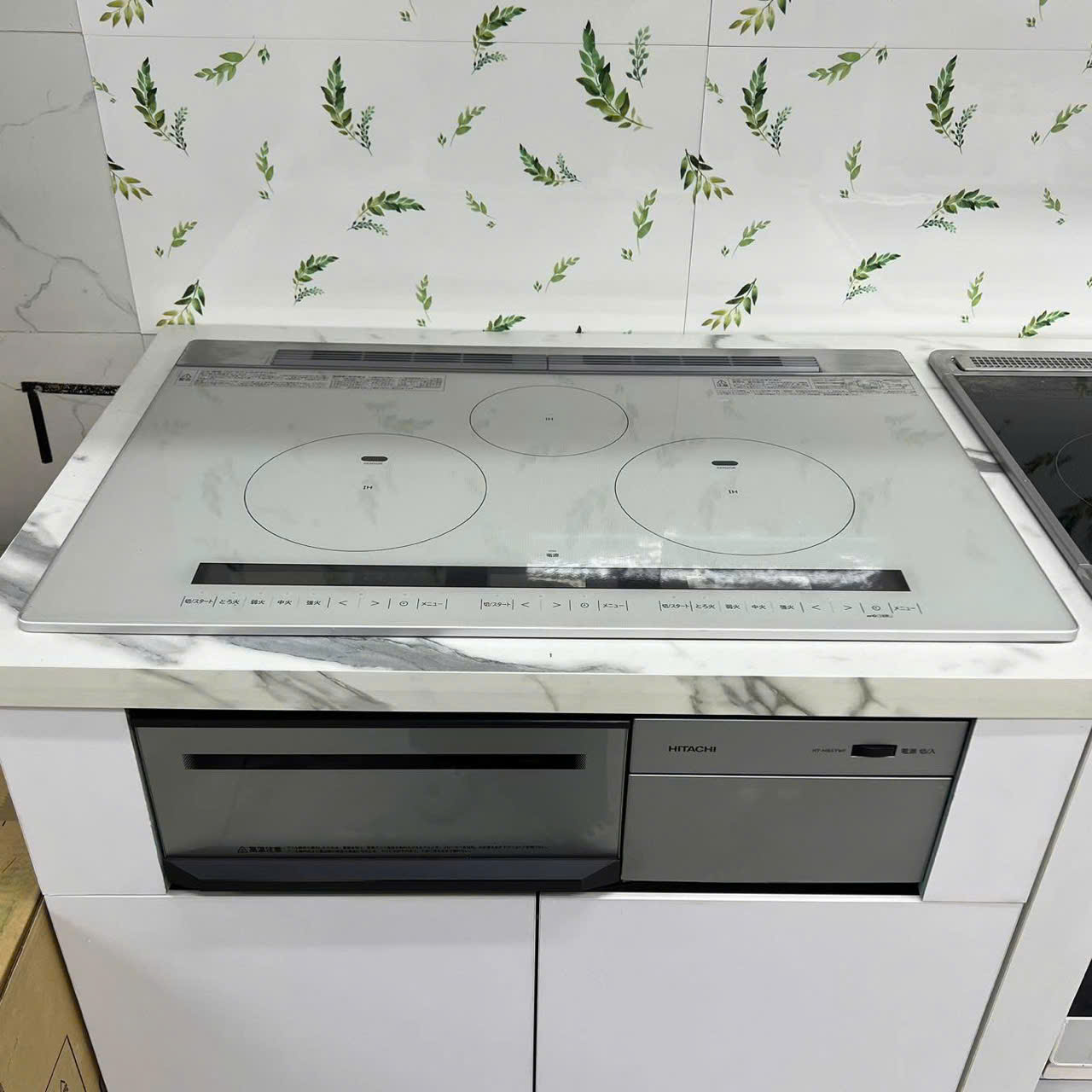 Bếp Từ Hitachi Ht-M8Stwf (Màu Xám) Mặt Bếp Rộng 75Cm Bếp Từ Hitachi Ht-M8Stwf (Màu Xám) Mặt Bếp Rộng 75Cm - Ảnh 3