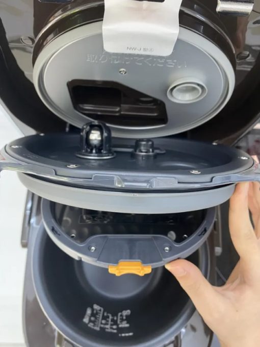 Nồi Cơm Điện Tách Đường Zojirushi Nw-Jc10 - Hình Ảnh 3