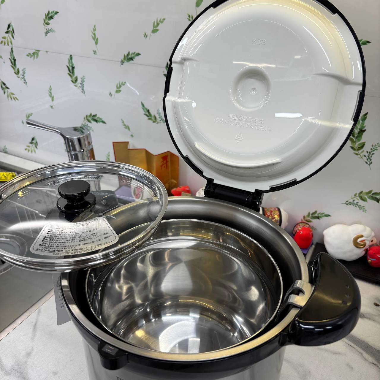 Nồi ủ Thermos KBG-4500( màu trắng bạc) dung tích 4.5 lít