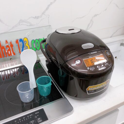 Nồi Cơm Điện Zojirushi Np-Zu18-Td Dung Tích 1.8 Lít - Hình Ảnh 3
