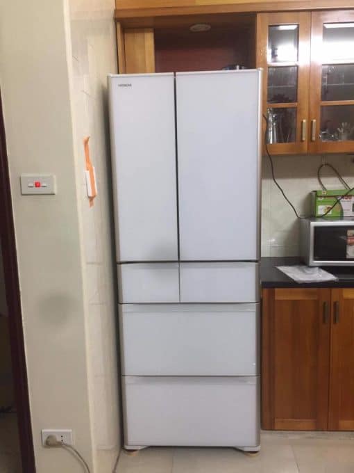 Tủ lạnh hitachi r-xg56j thiết kế 6 cửa gương kính và ngăn hút chân không