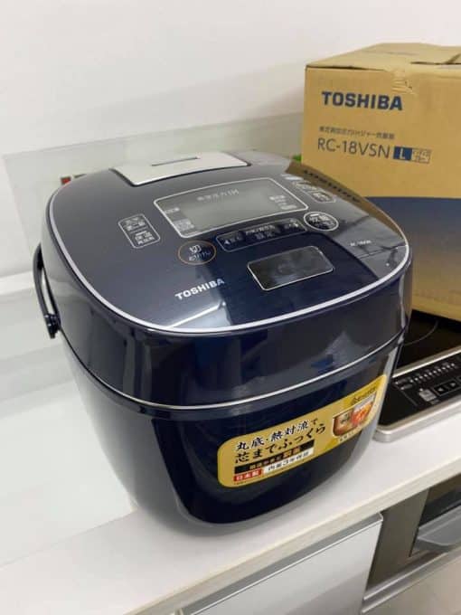 Nồi cơm điện toshiba rc-18vsn-l (màu xanh) có áp suất và hút chân không