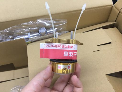 Vòi rửa nhà bếp toto tks05305j chức năng kéo dài đầu vòi và eco tiết kiệm nước