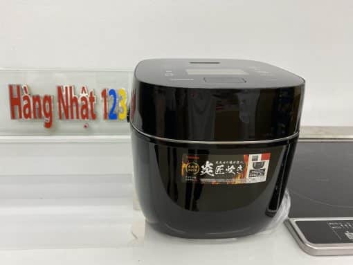 Nồi cơm điện toshiba rc-18vxp cao tần ih áp suất hút chân không