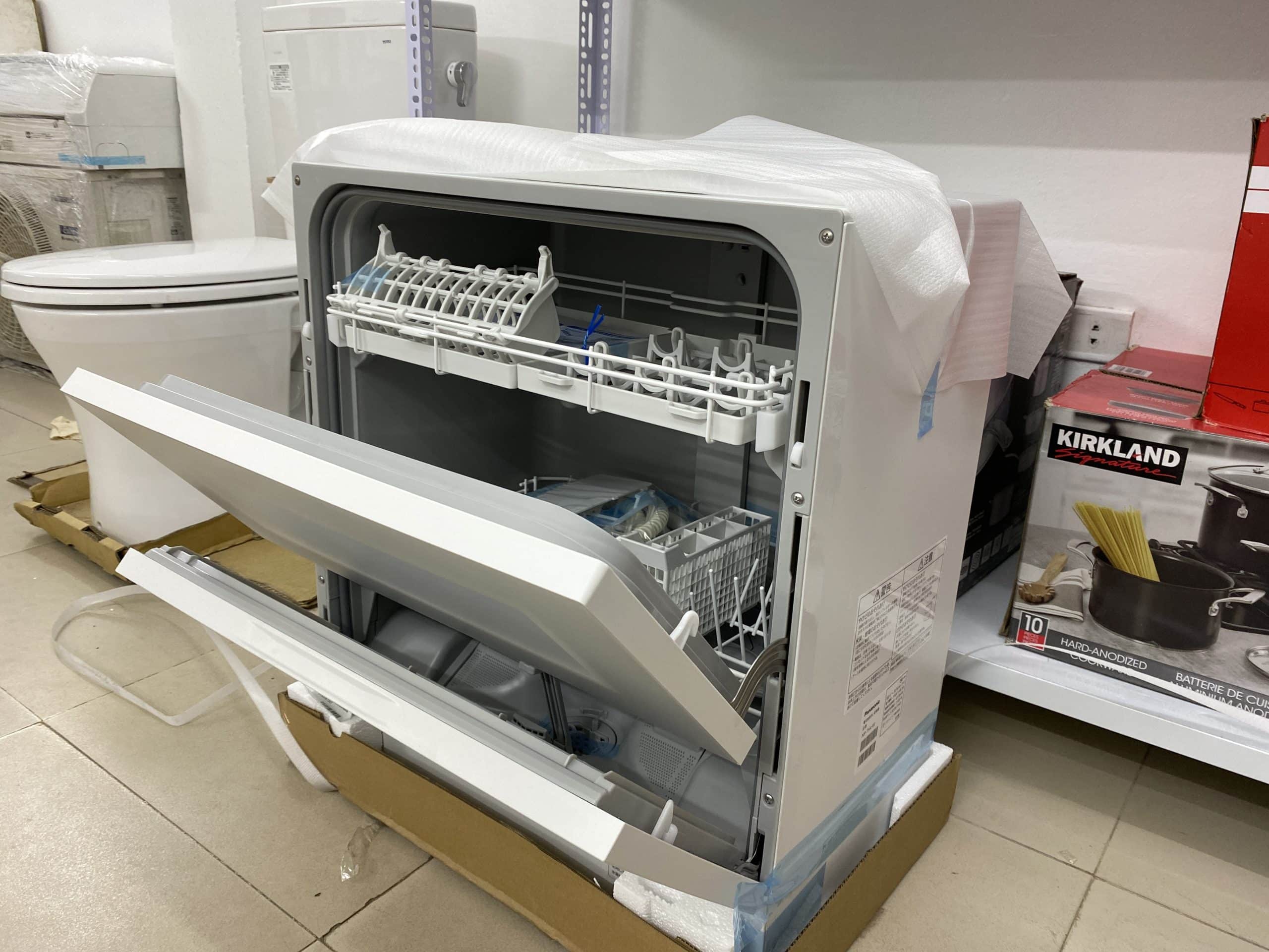 Máy rửa bát Panasonic NP-TH4 6 bộ bát đĩa không dùng chất tẩy rửa