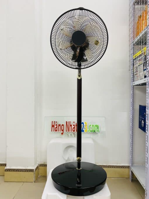 Quạt cây panasonic f-cwp3000 thân gỗ óc chó nội địa nhật