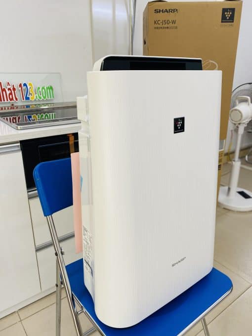 Máy lọc không khí sharp kc-j50-w