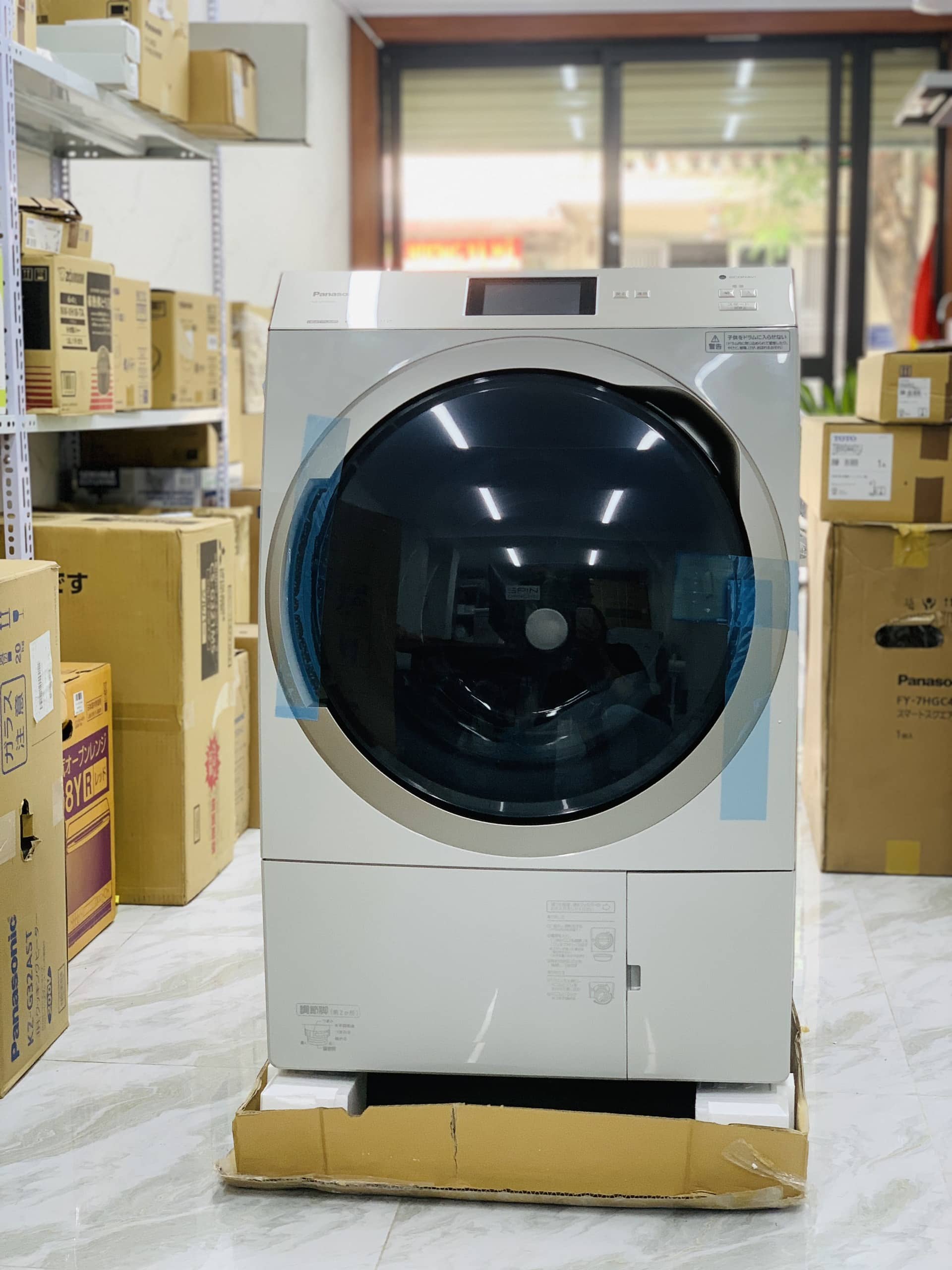 Máy giặt Panasonic NA-VX900AL giặt 11Kg, sấy 6Kg
