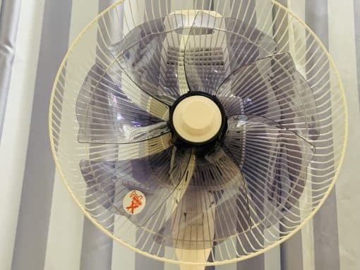 Quạt điện sharp pj-n3ds động cơ dc 7 cánh