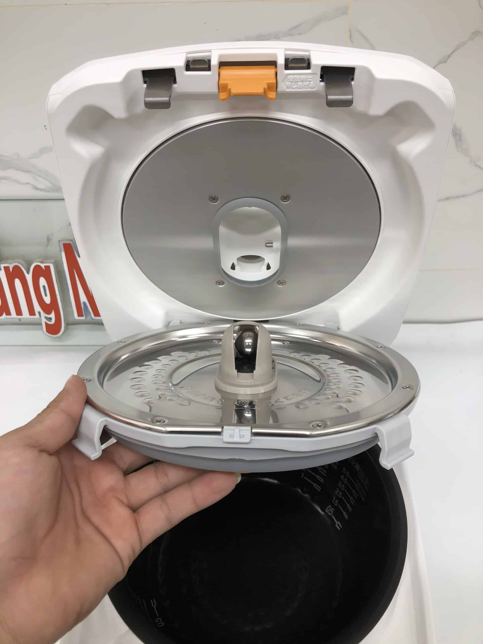 Nồi cơm Hitachi RZ-X100DM dung tích 1 lít có áp suất