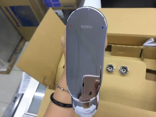 Vòi rửa mặt toto tls04302j có eco và cần thoát nước