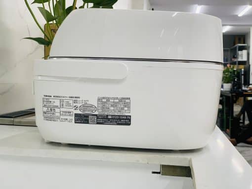 Nồi cơm toshiba rc-10vsr-w (màu trắng) áp suất hút chân không