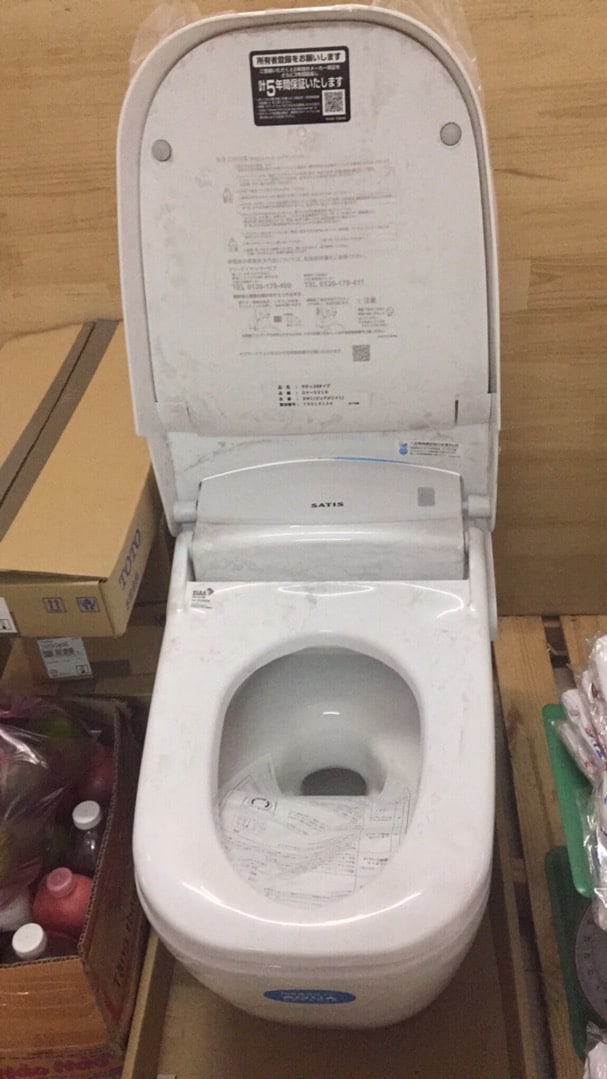 Bàn cầu một khối LIXIL YBC-G20S – DV-G216 loại tự động