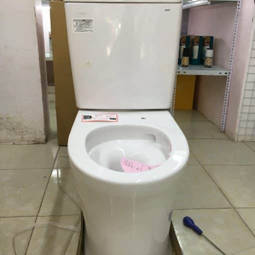 Bàn cầu toto cs230b sh230ba cho phòng vệ sinh