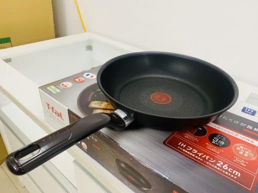 Chảo Chiên T-Fal G22705 Loại 26Cm Với Lớp Phủ Titanium