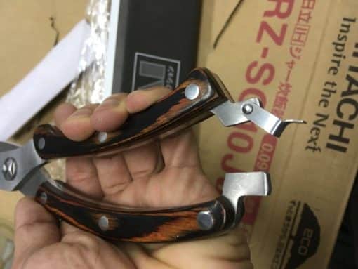 Kéo cắt thịt kai