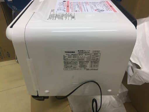 Lò vi sóng toshiba er-nd300 (w) đối lưu với nướng vòm đá có bù ẩm