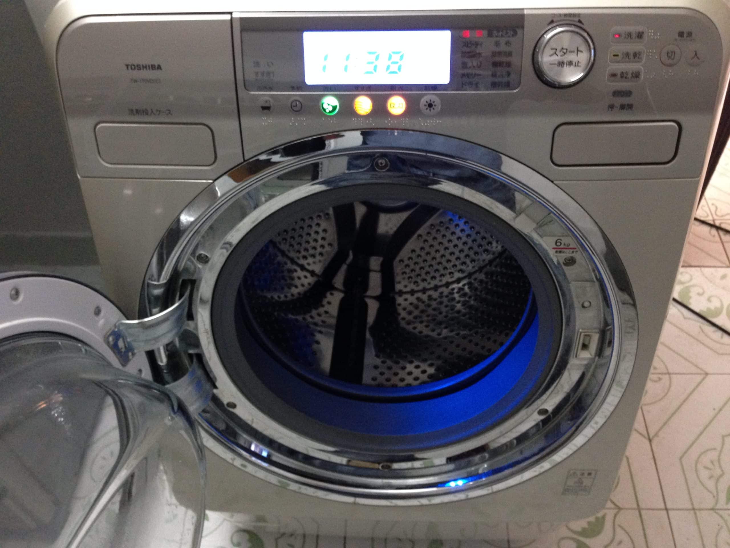 Máy giặt Toshiba TW-170VP(C) giặt 9KG, sấy khô 6KG, động cơ inverter dẫn động trực tiếp
