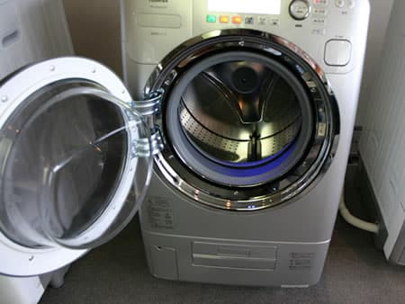 Máy giặt Toshiba TW-2500VC(S) giặt 9kg, sấy 6 cân hai chiều nóng và lạnh bằng Block, dẫn động trực tiếp