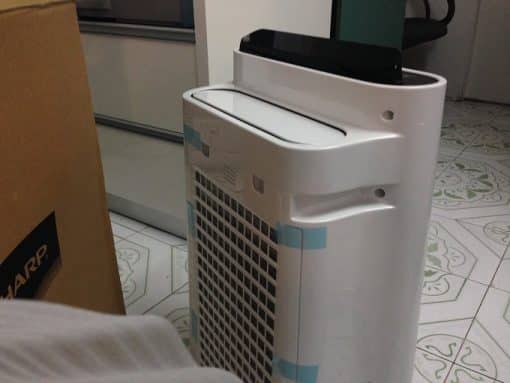 Máy lọc không khí có bù ẩm tạo plasma ion làm sạch sharp kc-d50
