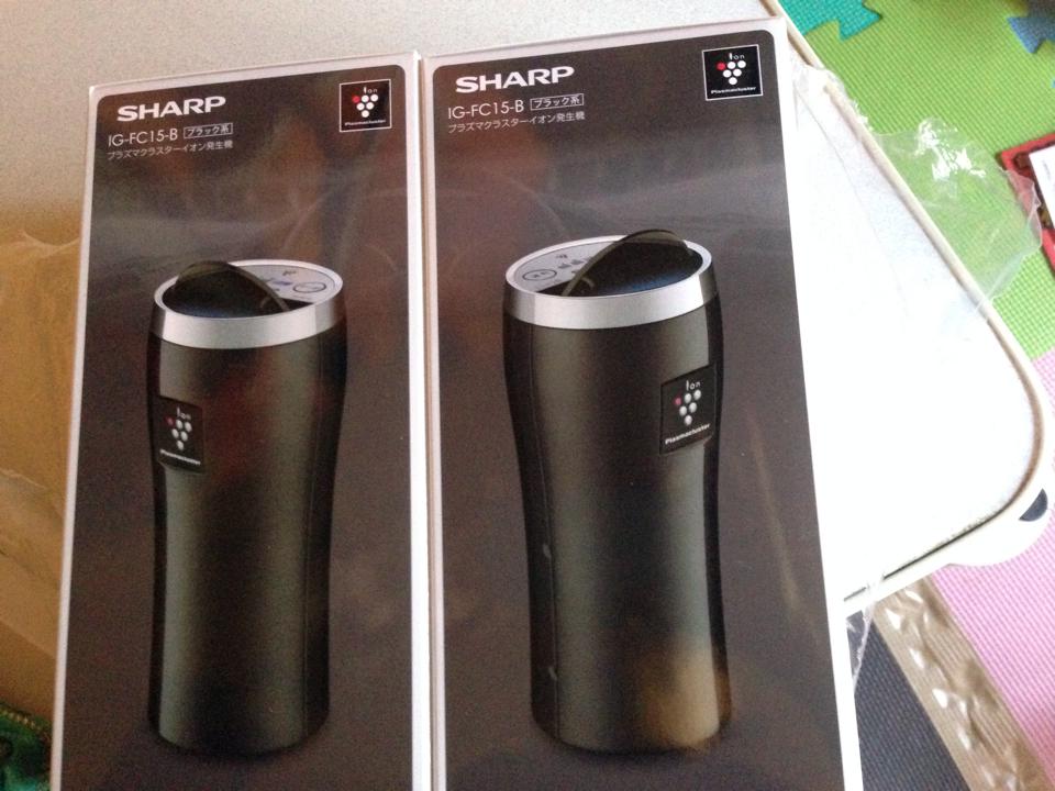 Máy phát ion và lọc không khí plasma SHARP IG-FC15 trên ÔTÔ