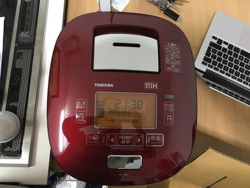 Nồi cơm điện toshiba rc-18vsj-r áp suất có hút chân không