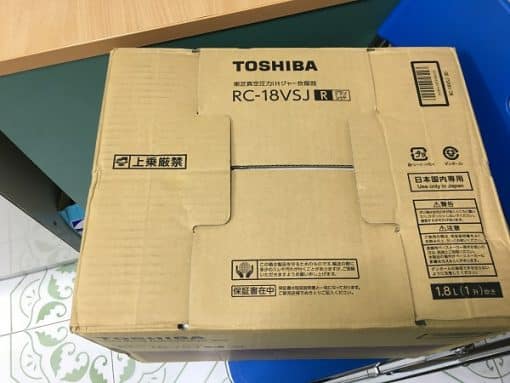 Nồi cơm điện toshiba rc-18vsj-r áp suất có hút chân không