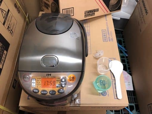 Nồi cơm điện zojirushi np-vq18 chức năng cao tần ih