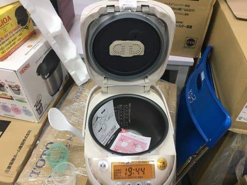 Nồi cơm điện zojirushi np-ze18-nl cao tần ih có áp suất