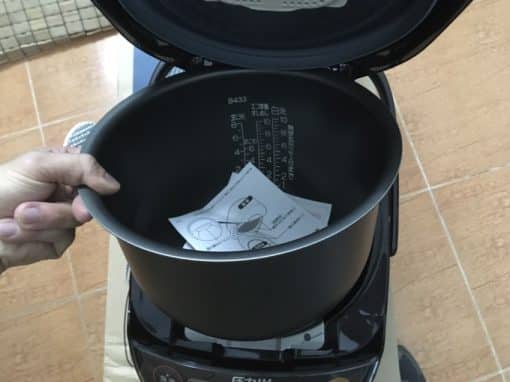 Nồi cơm điện zojirushi np-zf18-td với cao tần ih và áp suất