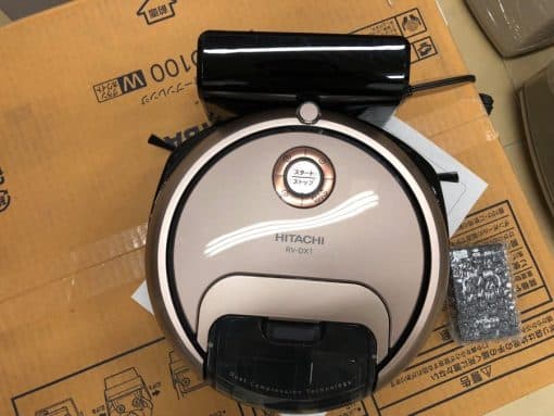 Robot lau nhà tự động hitachi rv-dx1 với thiết kế nhỏ gọn