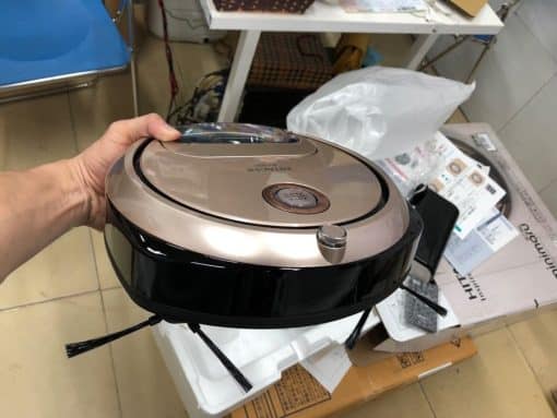 Robot lau nhà tự động hitachi rv-dx1 với thiết kế nhỏ gọn