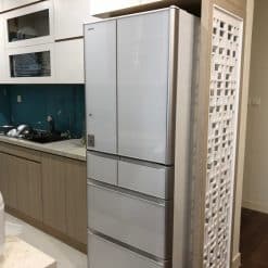 Tủ Lạnh Hitachi R-Xg5600G Với 6 Cửa Mặt Gương Và Hút Chân Không