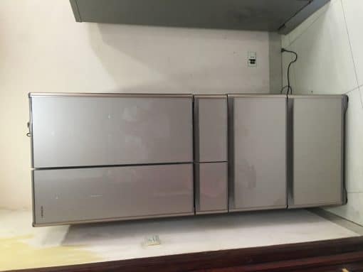 Tủ lạnh hitachi r-xg56j-xn (màu vàng cát) gồm 6 cửa gương kính và ngăn hút chân không