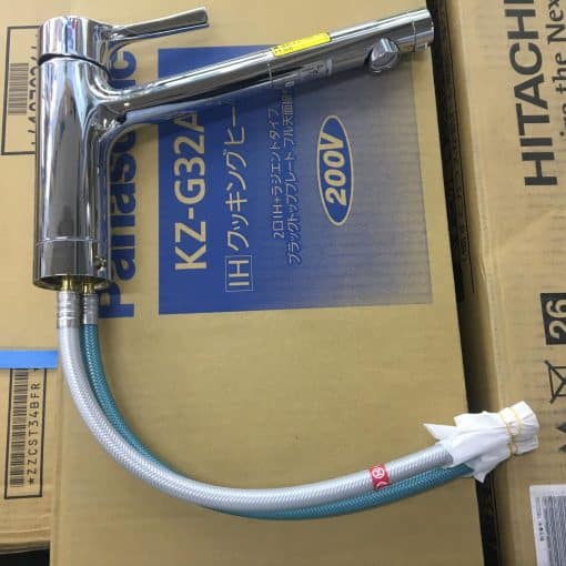 Vòi rửa bát nhà bếp toto tks05304j với nút chỉnh nước ngay tại đầu vòi