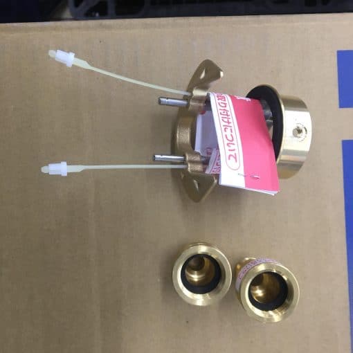 Vòi rửa bát nhà bếp toto tks05304j với nút chỉnh nước ngay tại đầu vòi