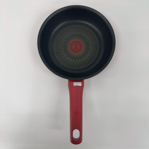 Chảo Chiên T-Fal G26302 Loại 20Cm Với Lớp Phủ Titanium - Hình Ảnh 3