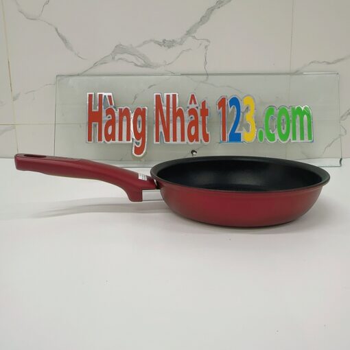 Chảo Chiên T-Fal G26302 Loại 20Cm Với Lớp Phủ Titanium - Hình Ảnh 7