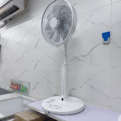 Quạt Điện Hitachi Hef-Al300F Thiết Kế 8 Cánh - Hình Ảnh 3
