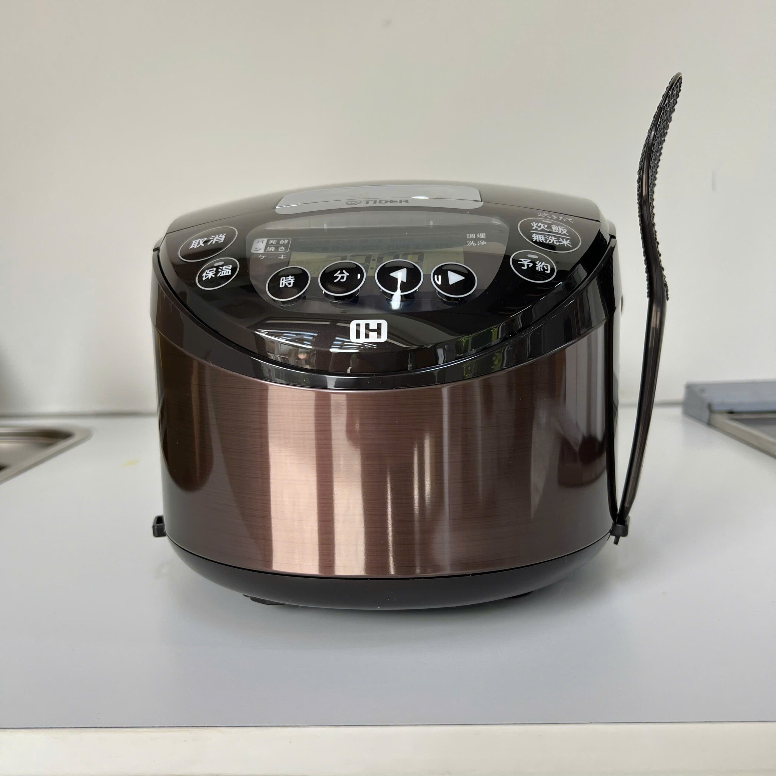 Nồi Cơm Tiger Nội Địa Nhật Jpw-D100T : Đánh Giá Chi Tiết