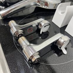 Sen Tắm Toto Tmn40Sty4 Có Nút Bấm Điều Chỉnh Tia Nước