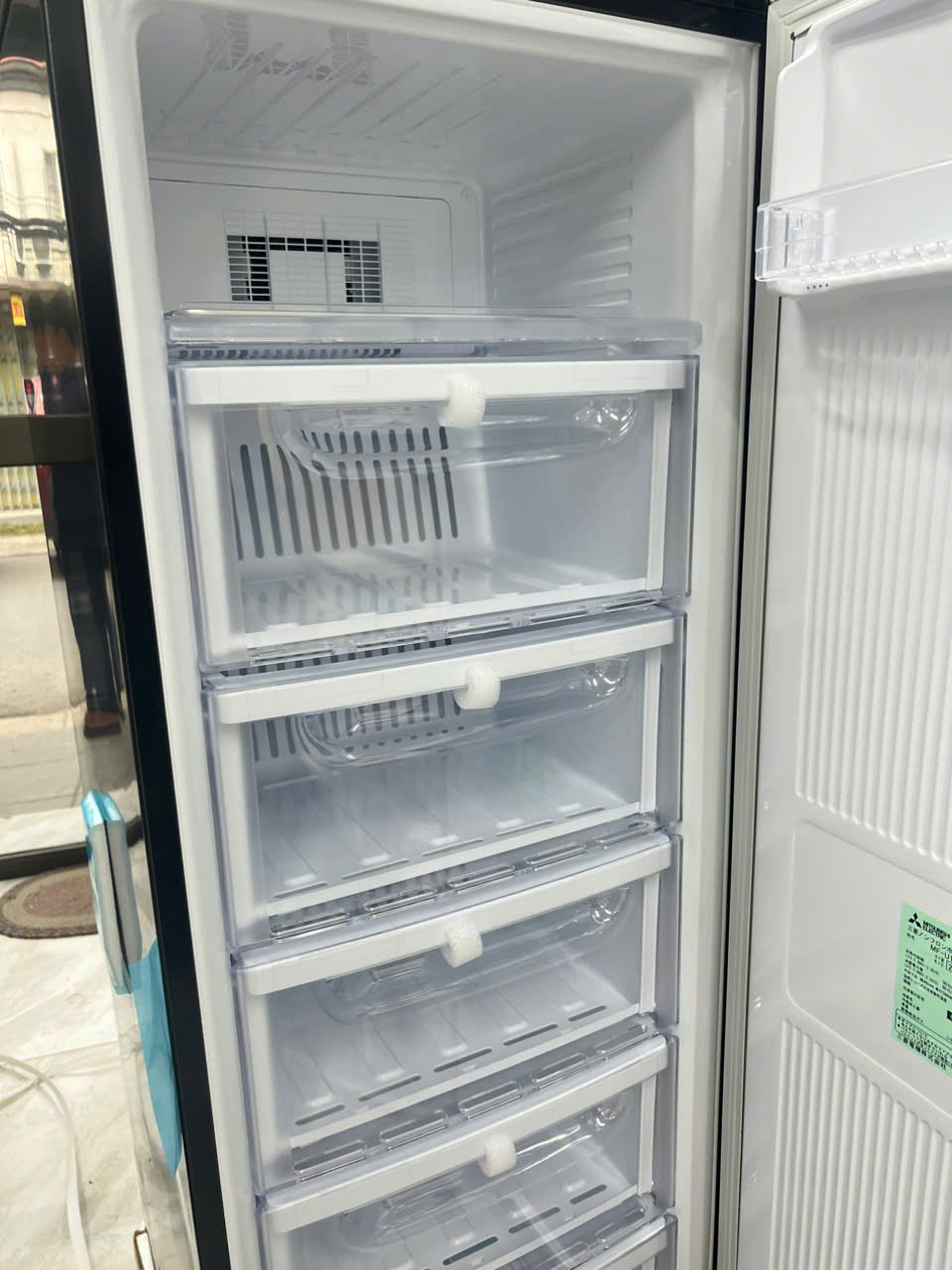 Tủ Cấp Đông Mitsubishi Mf-U14K Dung Tích 144 Lít Tủ Cấp Đông Mitsubishi Mf-U14K Dung Tích 144 Lít - Ảnh 5