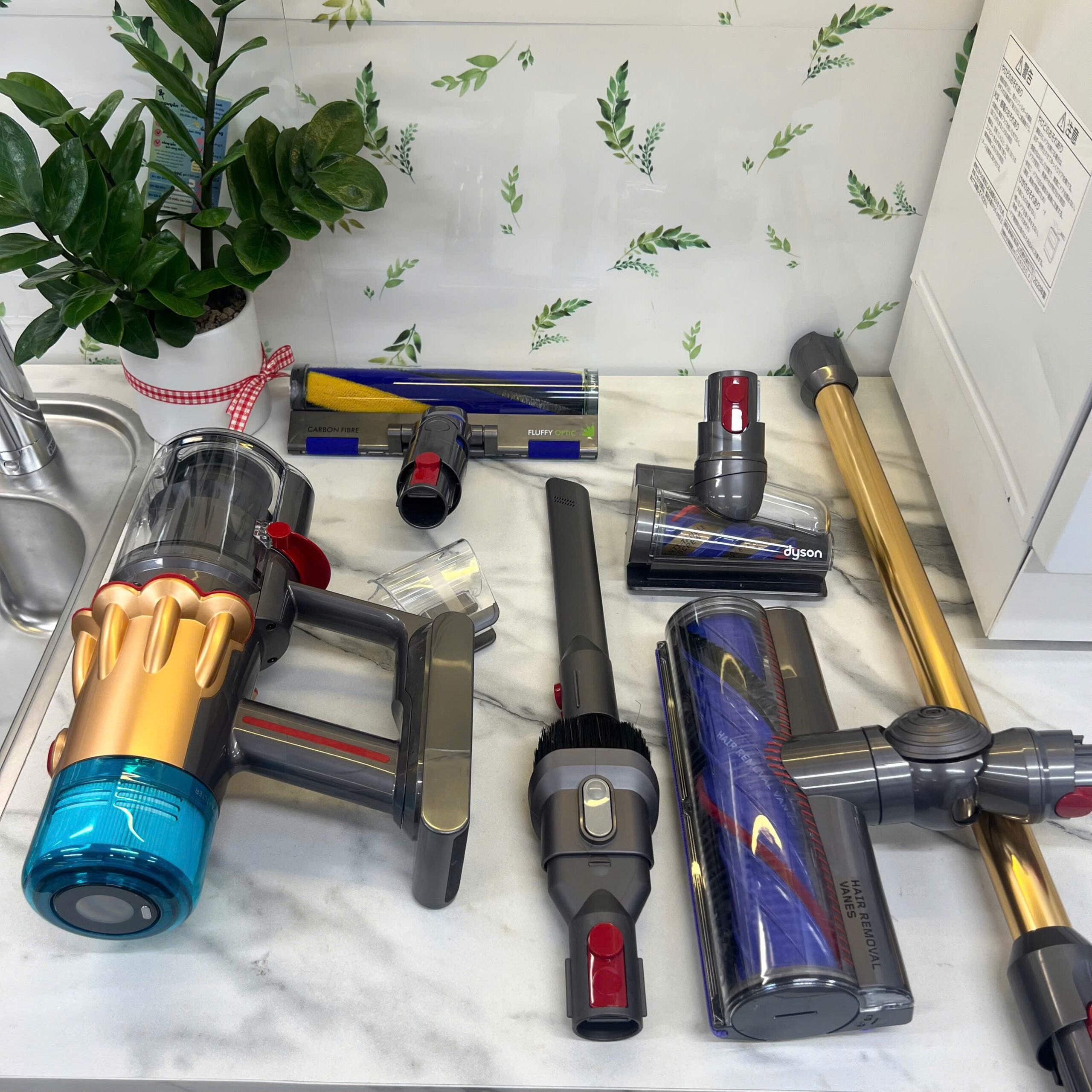Máy hút bụi Dyson V12 Origin