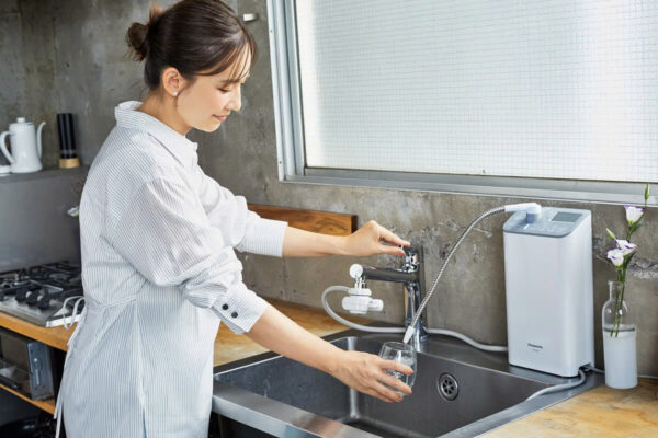 Máy Lọc Nước Ion Kiềm Nhật